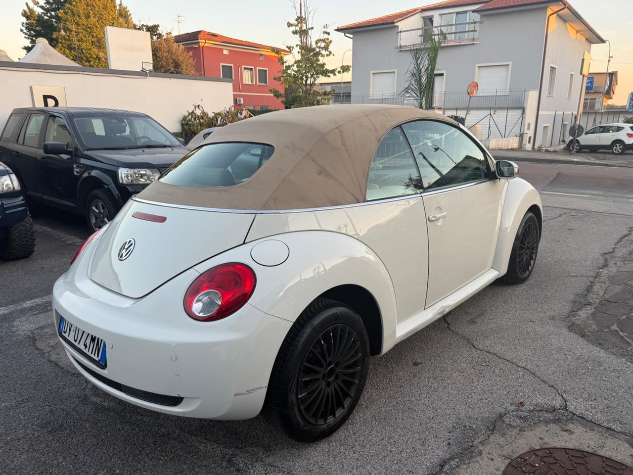 Volkswagen New Beetle 1.4 16V Cabrio