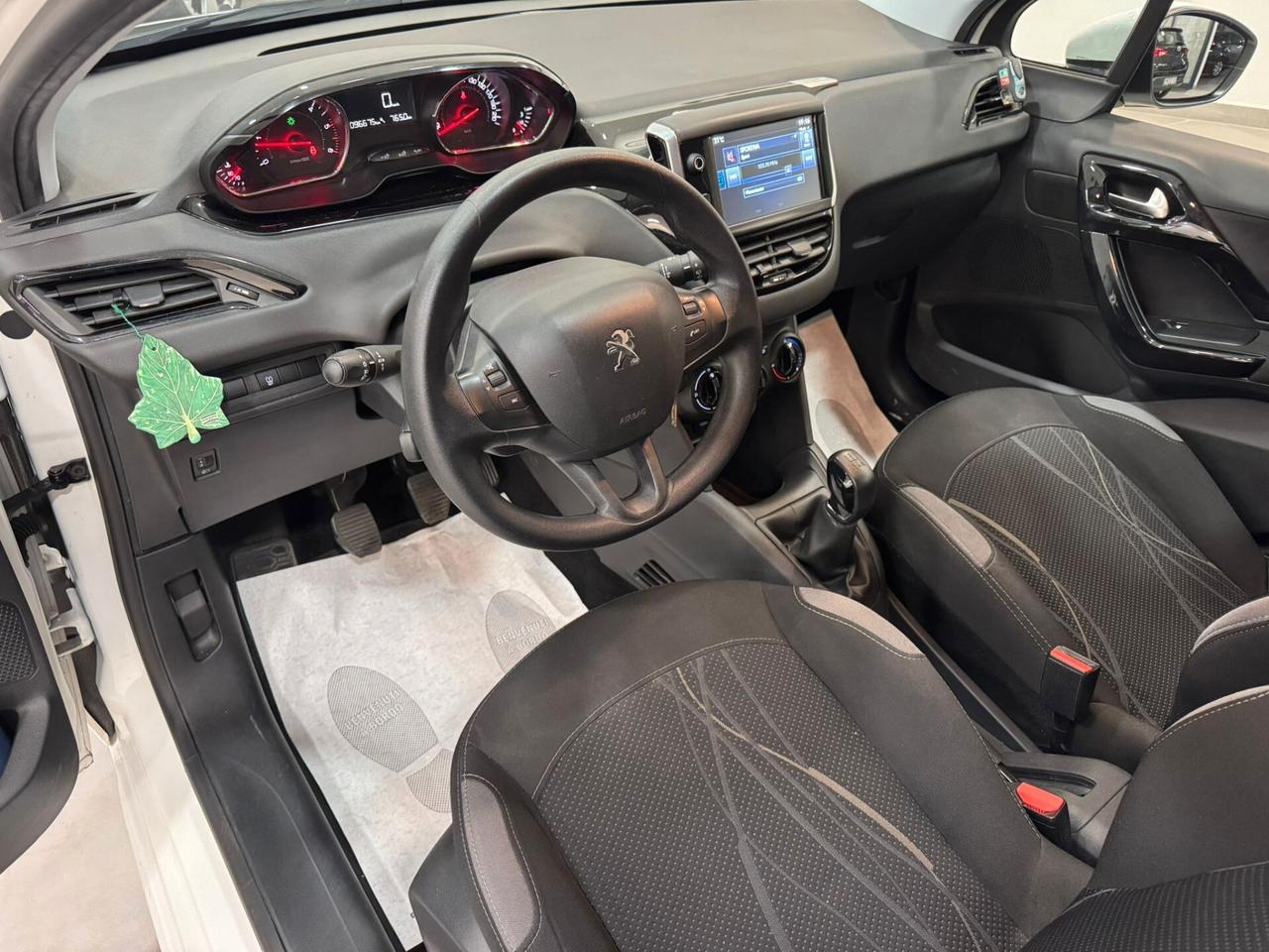 Peugeot 208 gpl porte Allure