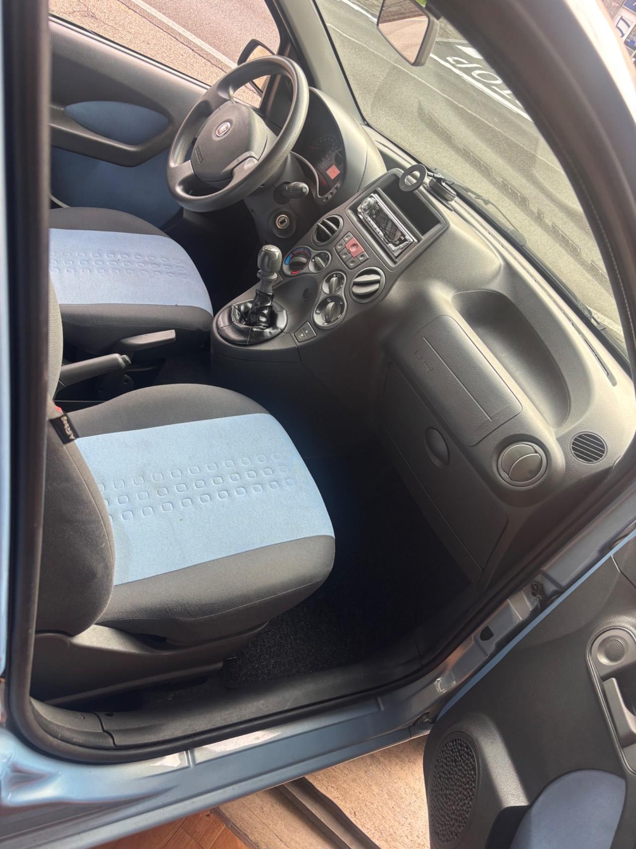 Fiat Panda 1.2 benzina - anno 2010 110.000 km ok neopatentati
