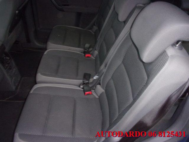 VOLKSWAGEN Touran 1.6 TDI Comfortline