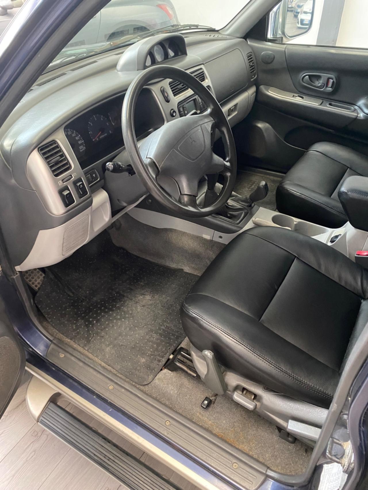 Mitsubishi Pajero Sport 2.5 TDI Instyle UNICO PROPRIETARIO