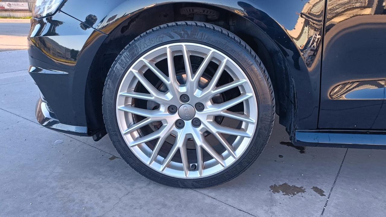 Audi A1 1.4 TDI 90CV Sport