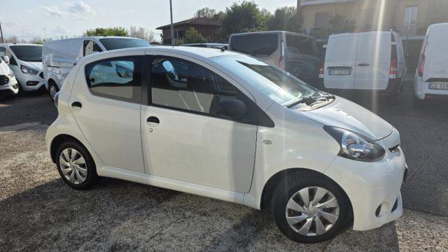 TOYOTA Aygo 1.0 12V VVT-i 5 porte Active Connect