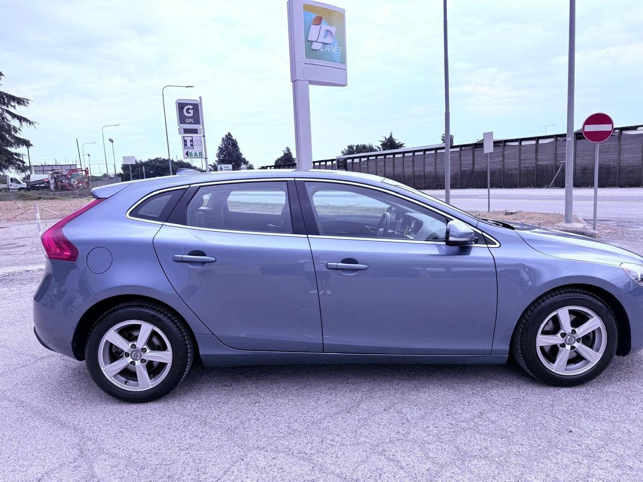 Volvo V40 D2 1.6 Powershift Summum