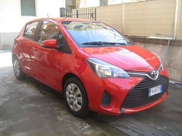 TOYOTA Yaris 1.0 5 PORTE COOL