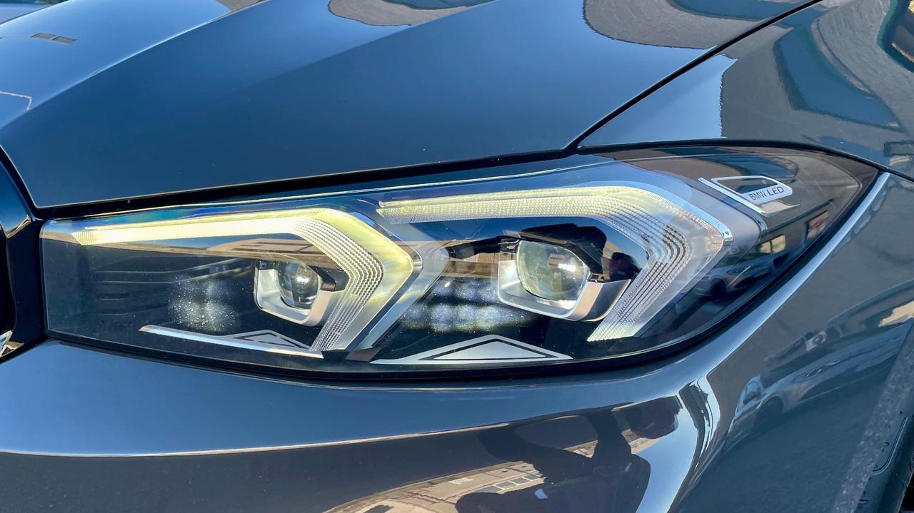 BMW 316D TOURING 2.0 ADVANTAGE 122CV - FULL LED, PELLE, NEOPATENTATI