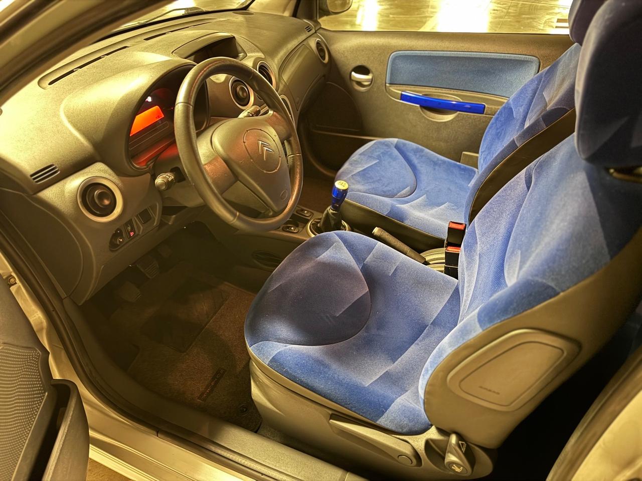 Citroën C2 1.1 VTR • Solo 42.110 km • Unico Proprietario