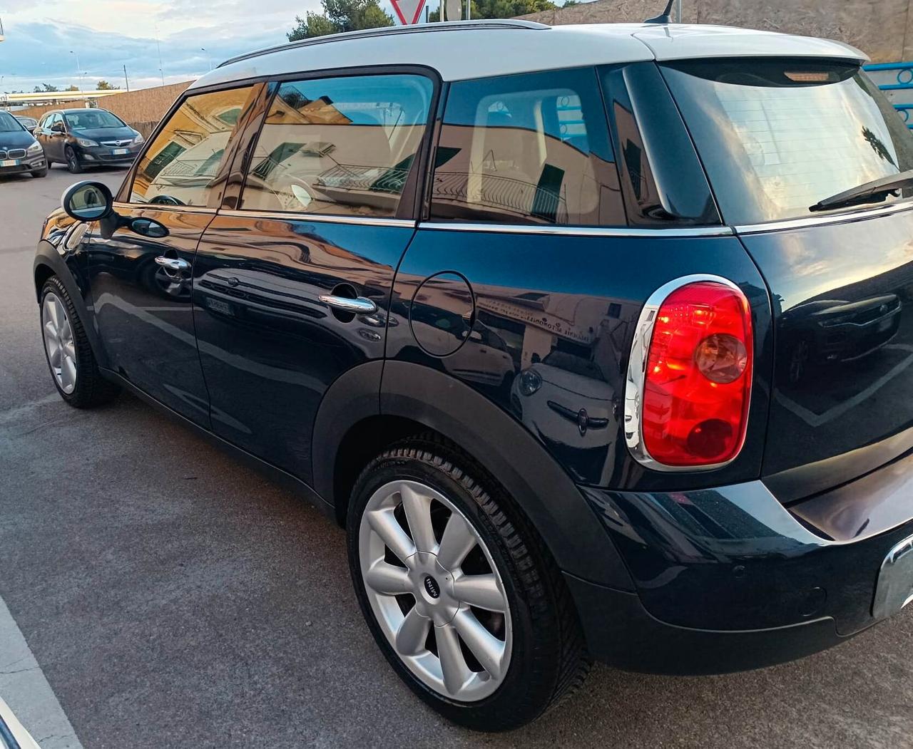 Mini Cooper D Countryman 1.6 Bicolor
