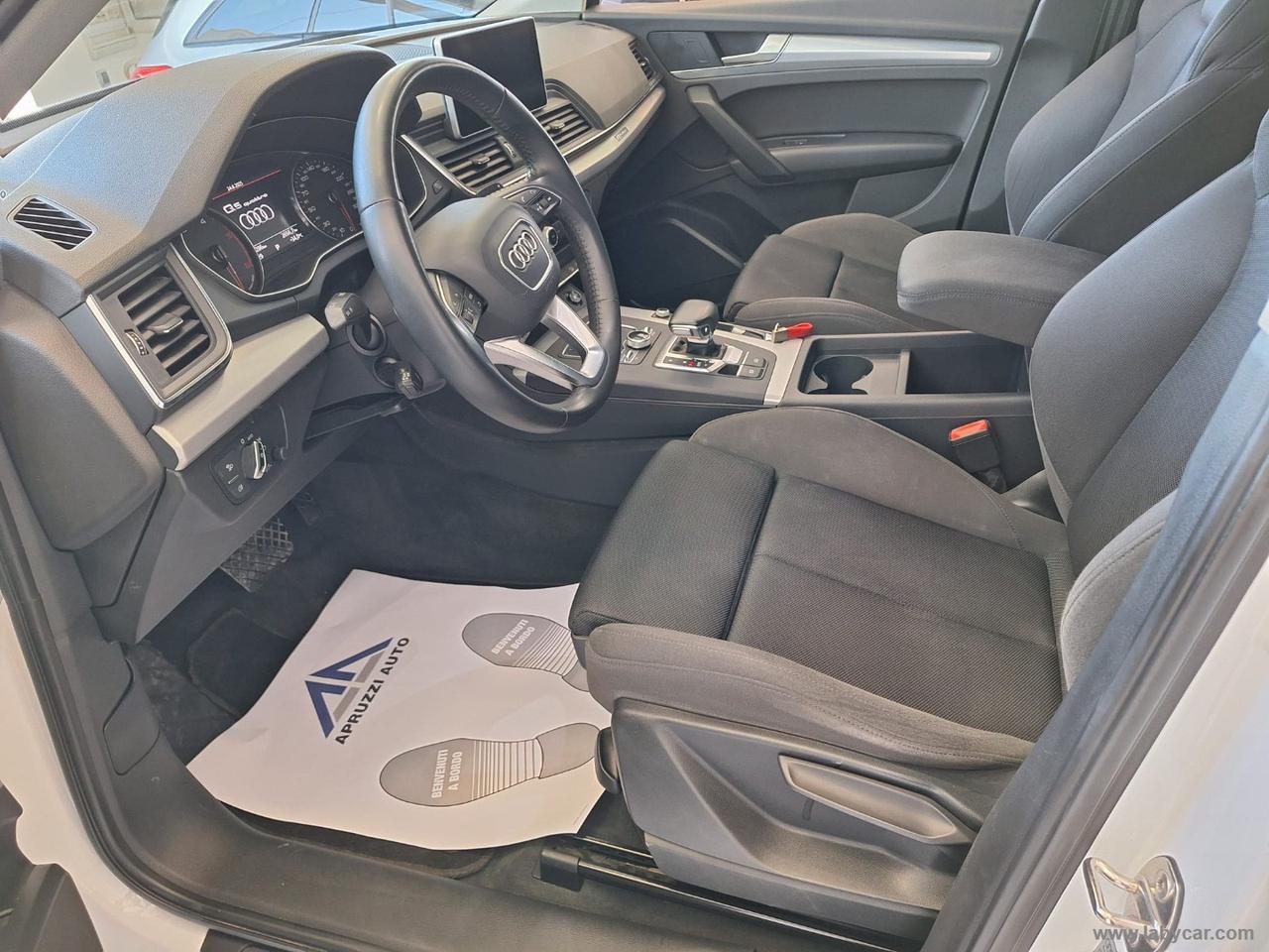 AUDI Q5 2.0 TDI quattro S tronic Business