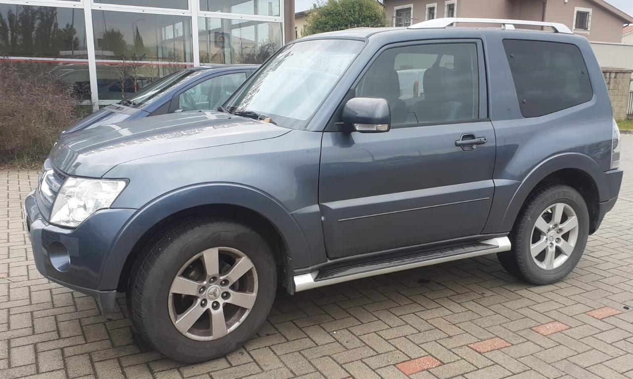 Mitsubishi Pajero 3.2 DI-D 16V 3p. Intense - 2007