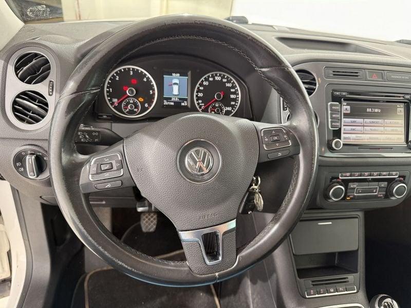 Volkswagen Tiguan Tiguan 2.0 tdi bm Sport&Style+ 140cv ** TETTO PANORAMICO **