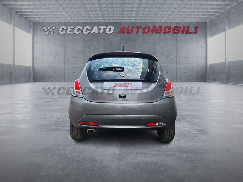 Lancia Ypsilon Ypsilon 1.0 firefly hybrid Platino s&s 70cv
