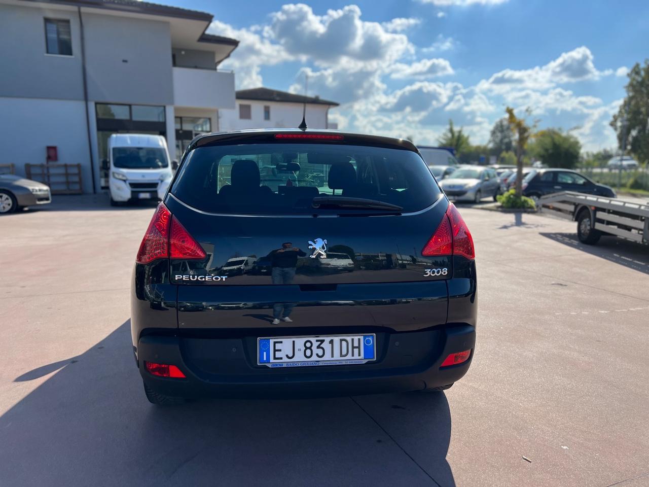 Peugeot 3008 1.6 e-HDi 112CV cambio robotizzato S.&S. Business