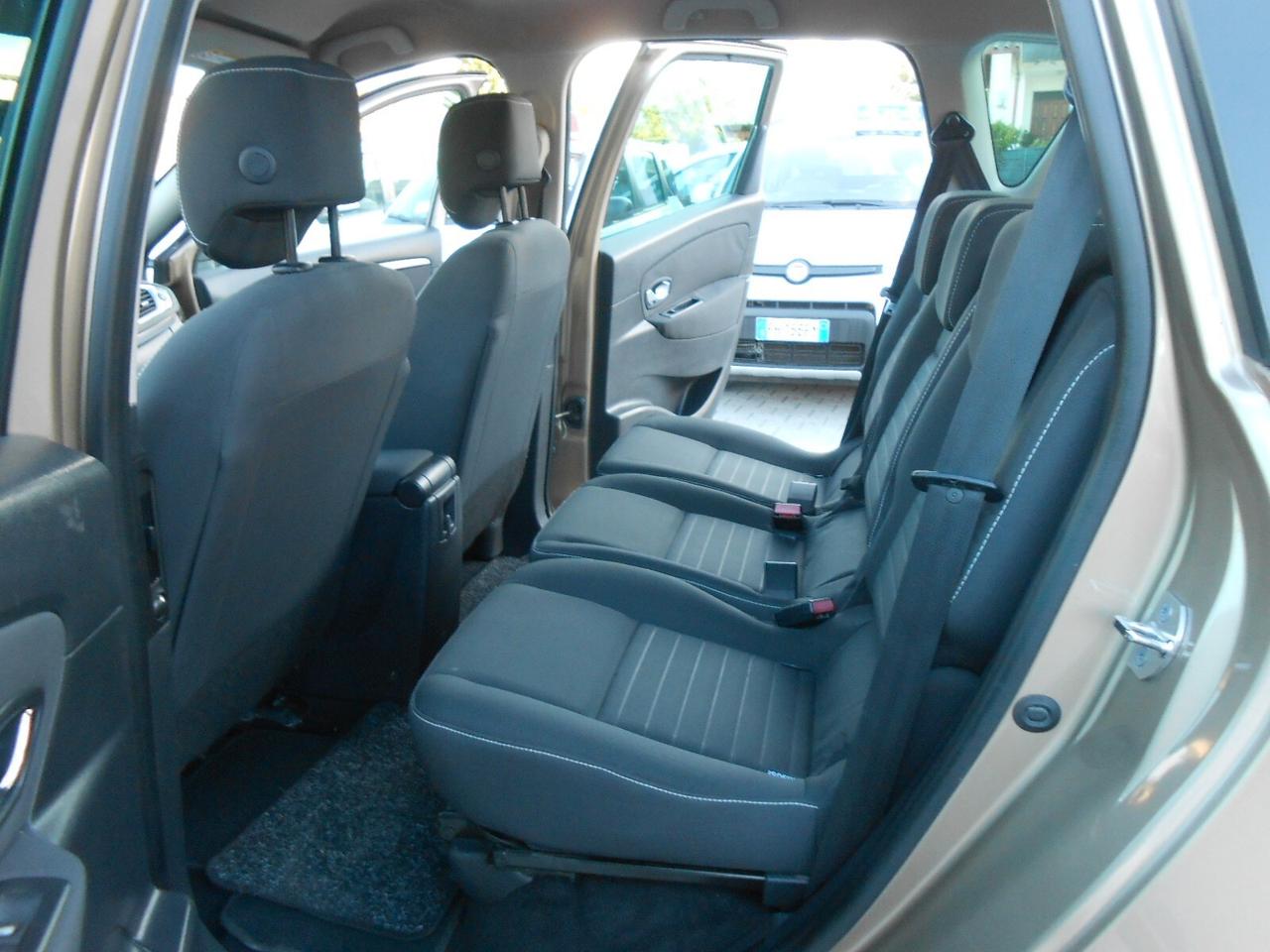 Renault Scenic XMod 1.5 dCi 110CV Limited