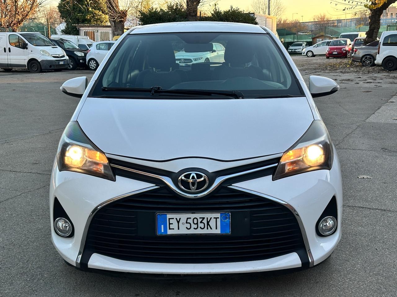 Toyota Yaris 1.0 5 porte Lounge solo 120mila km