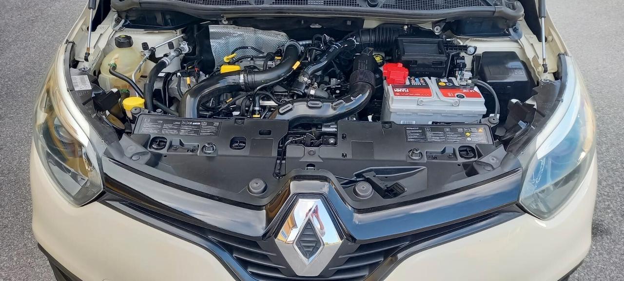 Renault Captur Benzina cc. 900 Turbo 5 Porte 5 Posti UTILIZZABILE X I NEOPATENTATI 2025....!!!!