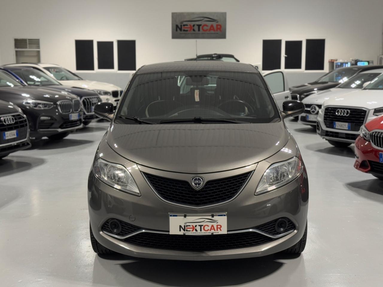 Lancia Ypsilon 1.2 69 CV 5 porte GPL Ecochic Silver