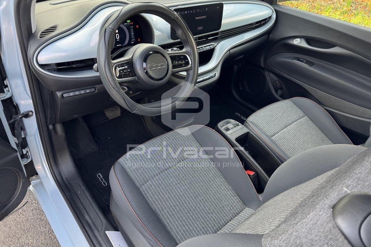 FIAT 500e Berlina 42 kWh Icon