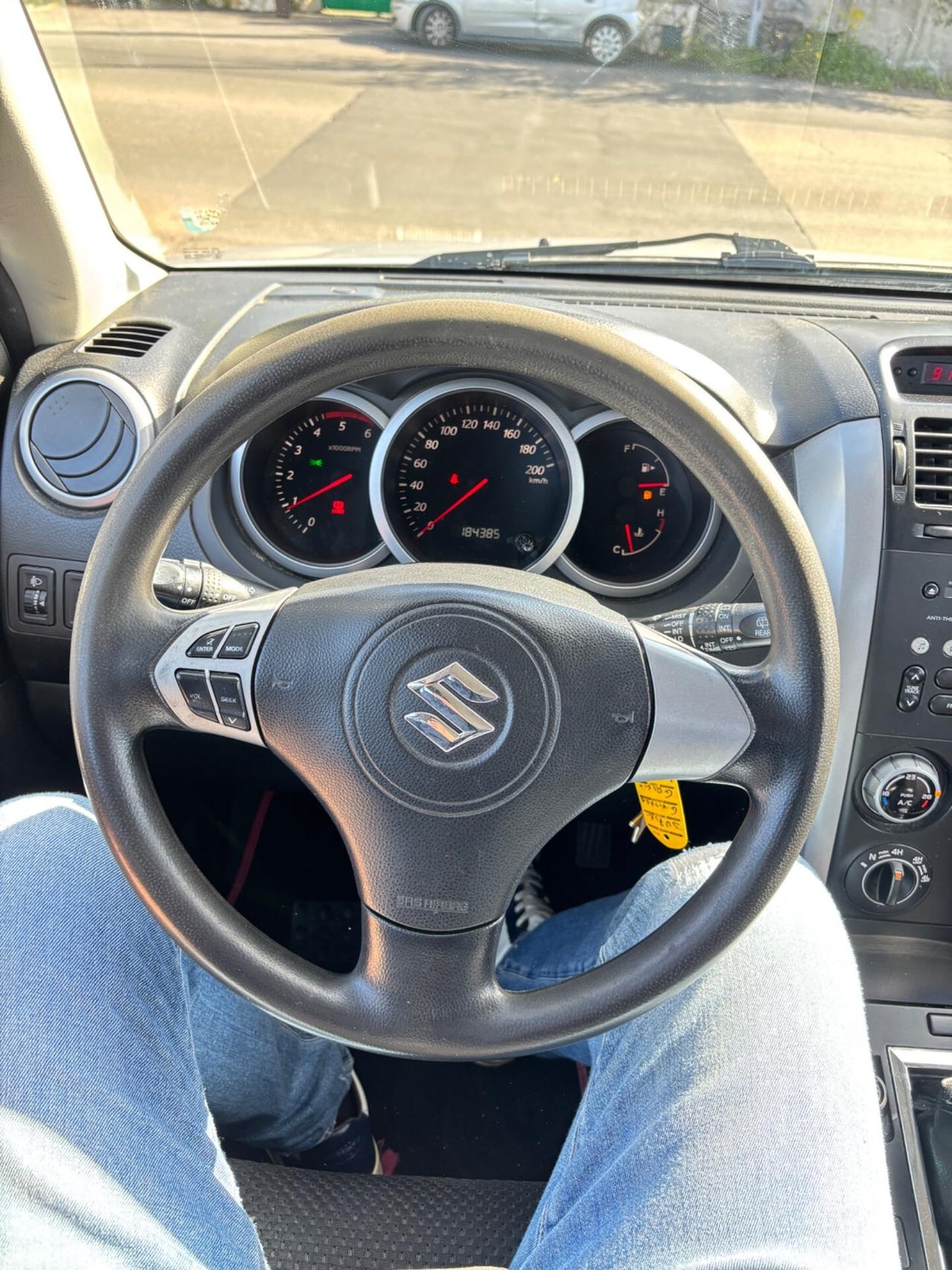 Suzuki Grand Vitara 1.9 DDiS 5 porte Executive 2008