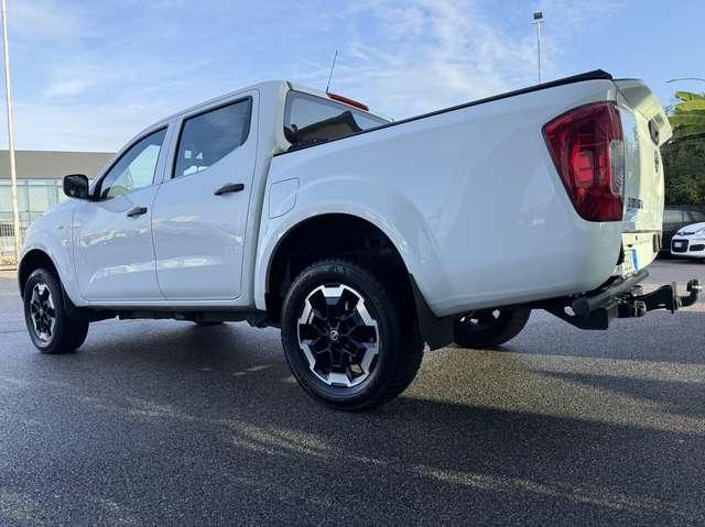 Nissan Navara 2.3dci d.cab Visia 4wd 163cv '19 Gancio Tapparella