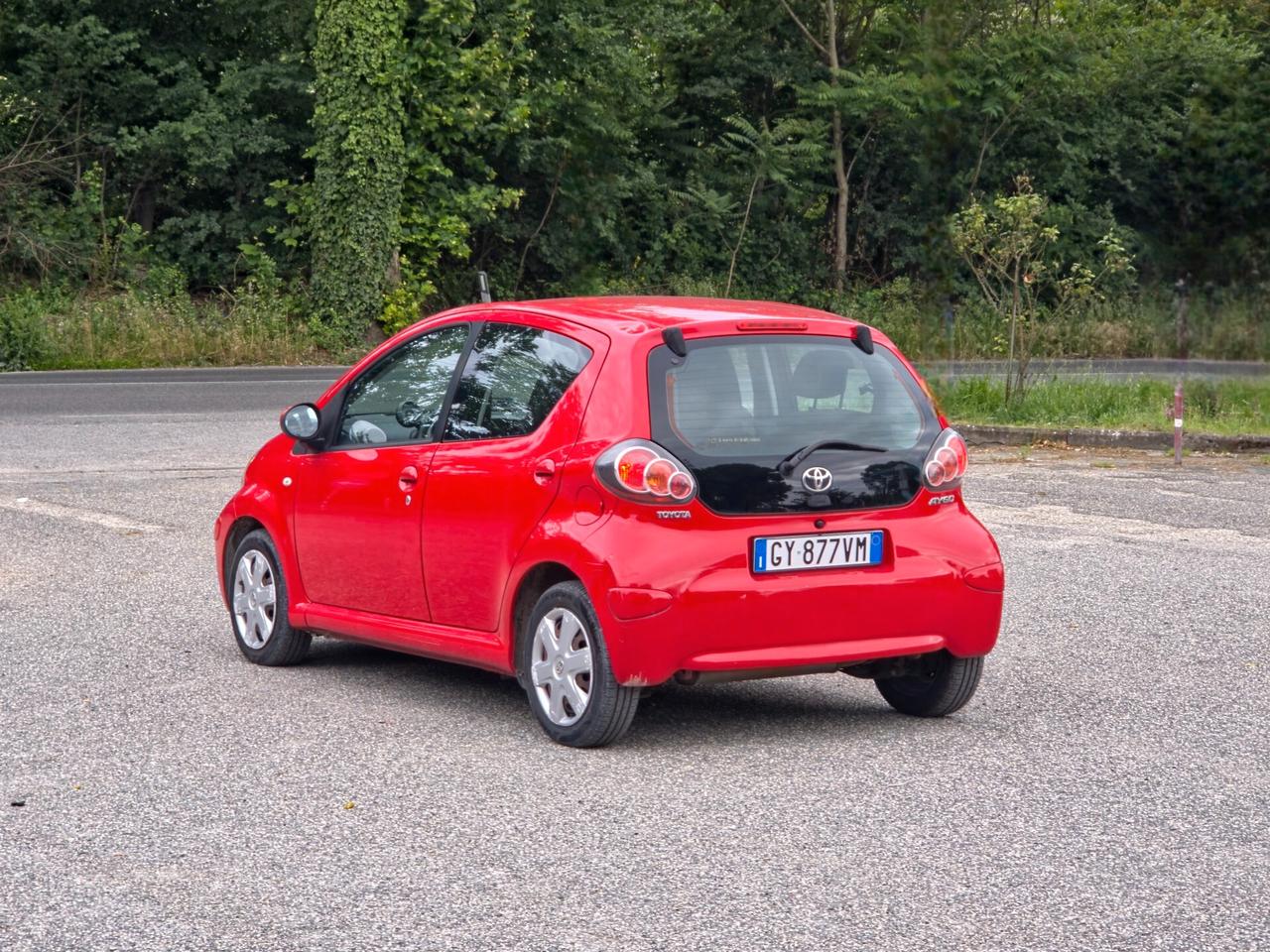 Toyota Aygo 1.0 12V VVT-i 5 porte Sol CV-68 2008-E4 Manuale NEO
