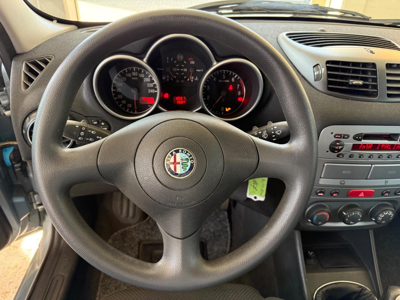 Alfa Romeo 147 1.6i 16V Twin Spark cat 5p. Progression