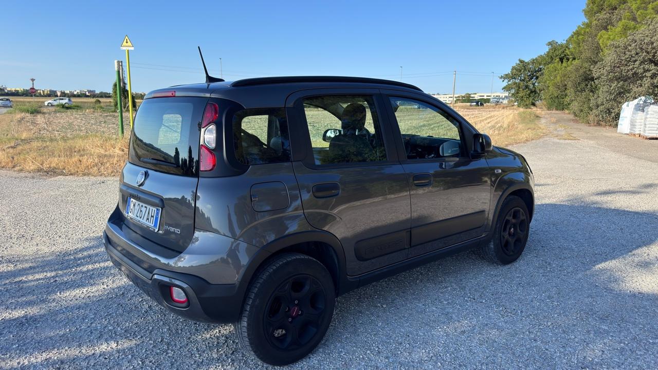 Fiat Panda Cross 1.0 FireFly S&S Hybrid