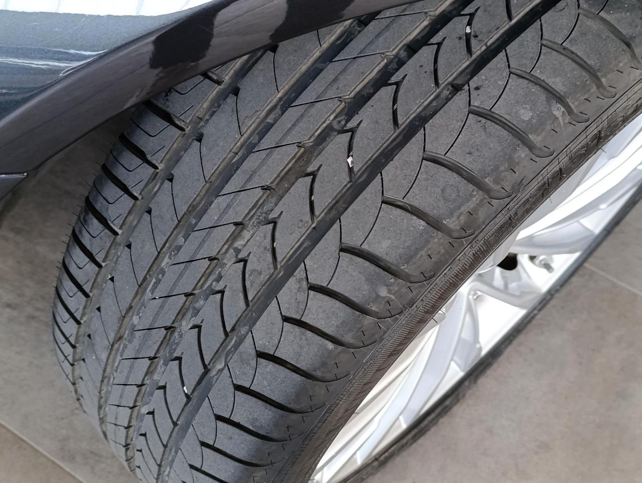 BMW 520 d Touring mhev 48V Luxury auto