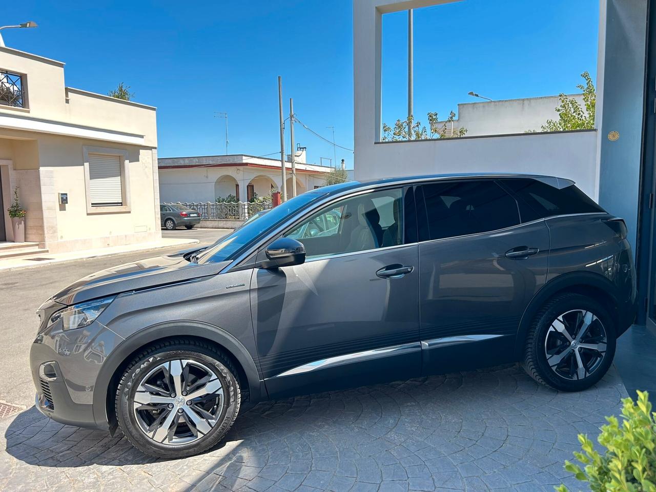 Peugeot 3008 1.5 BlueHDI 130Cv GTLINE-2018