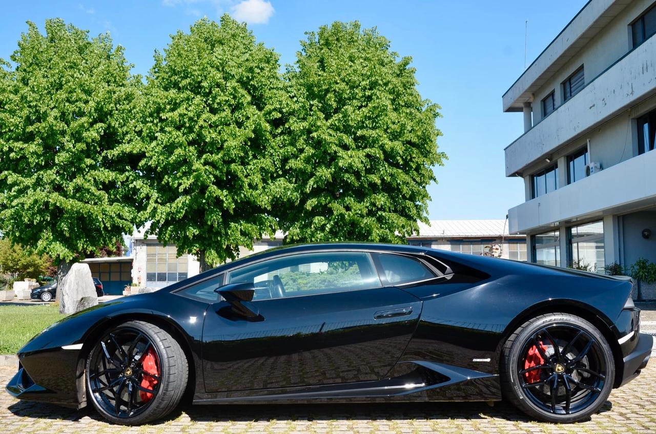 LAMBORGHINI HURACAN 5.2 610cv AWD, UFF ITALIANA, SERVICE LAMBO APPENA ESEGUITO, LAMBORGHINI CHECK, PERMUTE