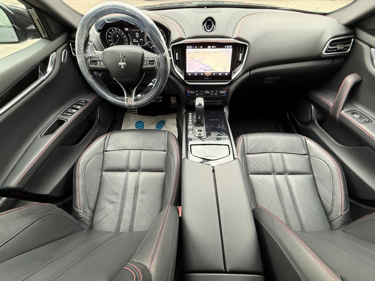 Maserati Ghibli L4 330 CV MHEV Gransport