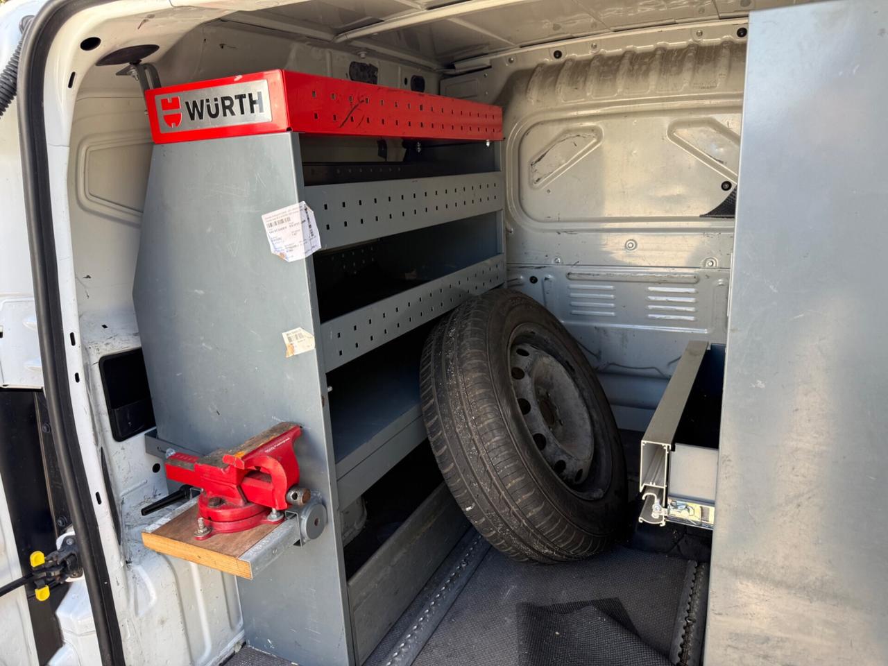 Fiat Fiorino 1.3 MJT 95CV Cargo SX attrezzato