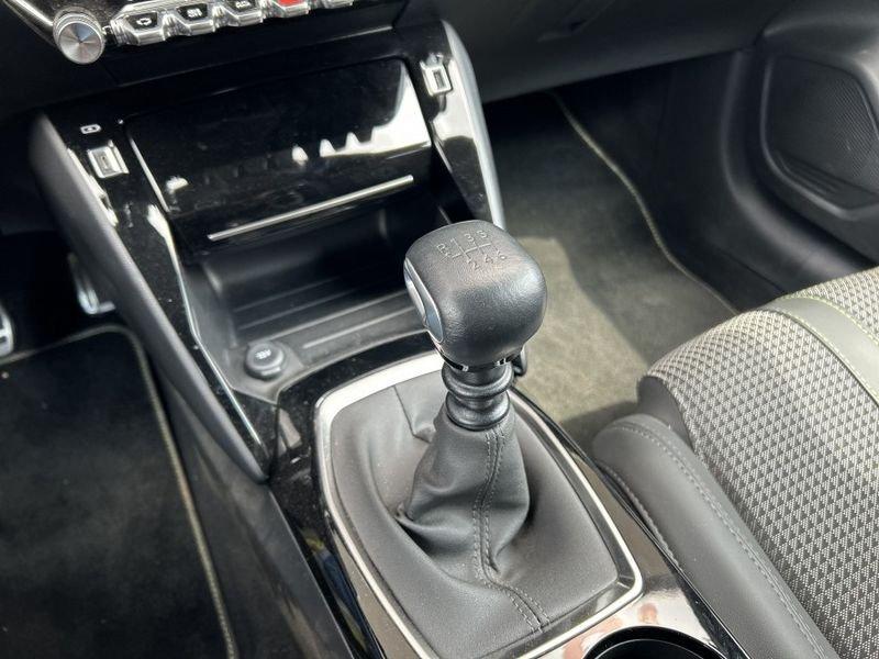 Peugeot 208 PureTech 100 5p GT NAVI+CAMERA 1 PROPRIETARIO