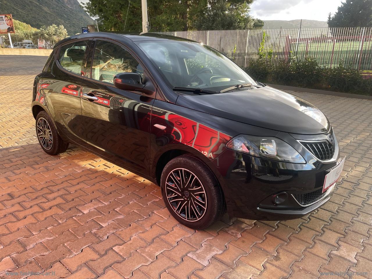 LANCIA Ypsilon 1.0 FireFly 5p.S&S Hybryd Gold