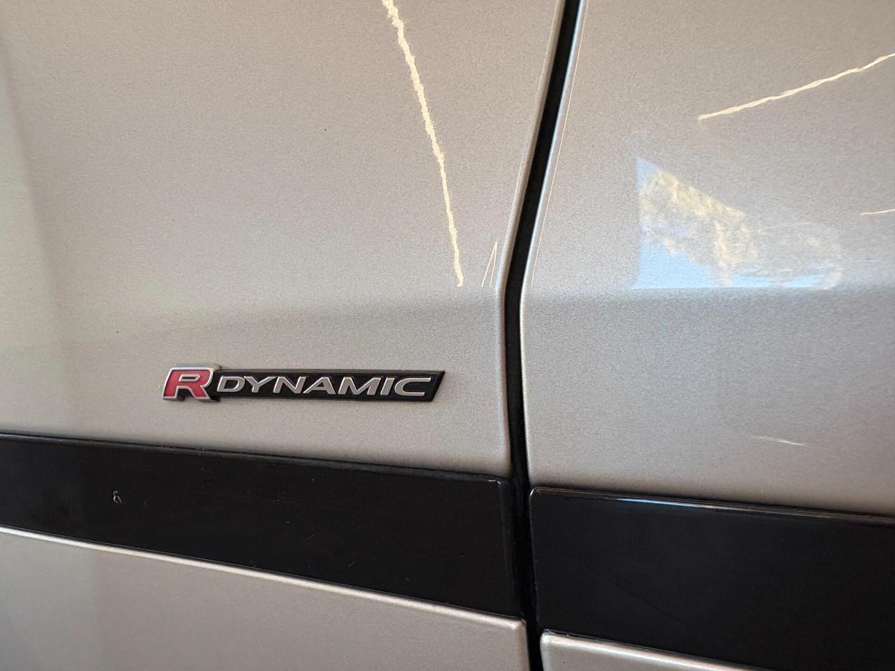 Land Rover Range Velar 2.0D I4 240 CV R-Dynamic HSE