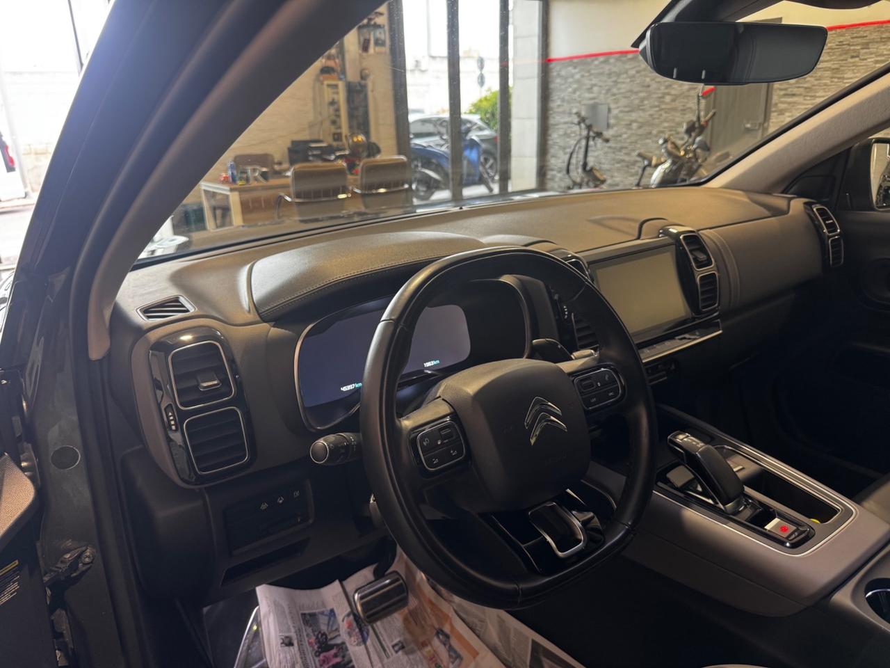 Citroen C5 Aircross Hybrid 225 E-EAT8 Shine