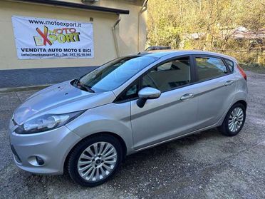 Ford Fiesta Fiesta 5p 1.4 16v Titanium c/esp Gpl E5