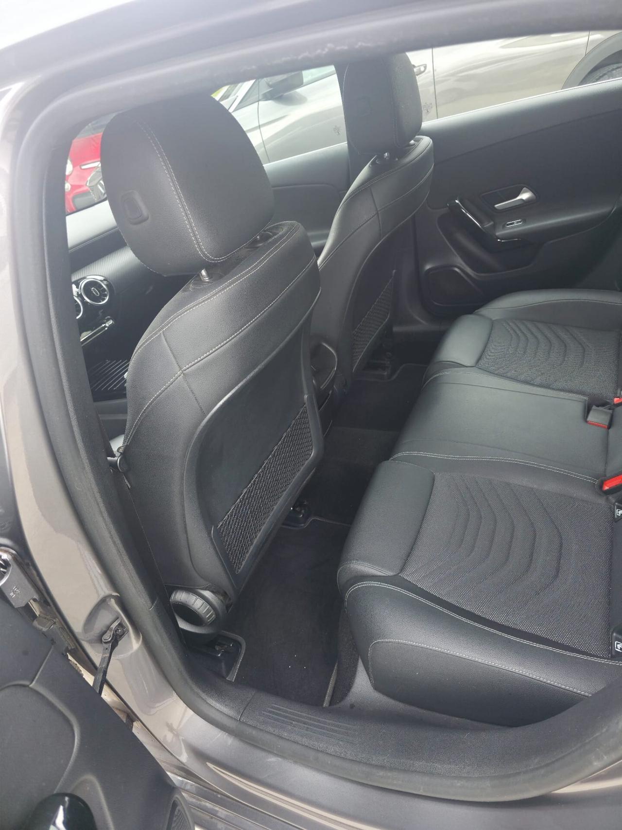 Mercedes-benz A 180 d Automatic Business Extra