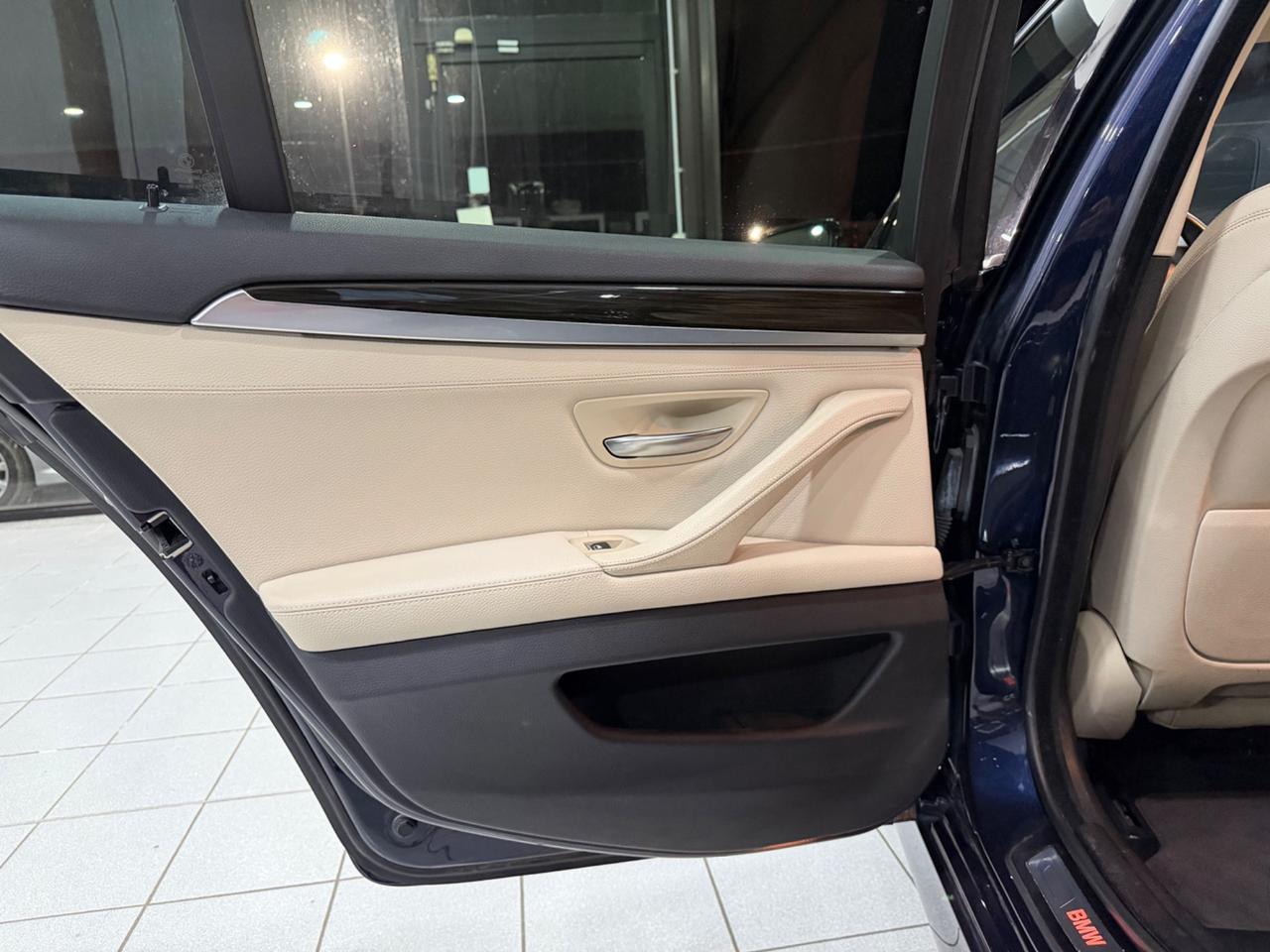Bmw 525 525d xDrive Touring Luxury