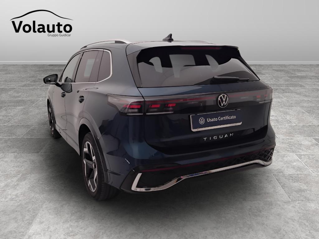 VOLKSWAGEN Tiguan III 2024 - Tiguan 2.0 tdi R-Line 150cv dsg
