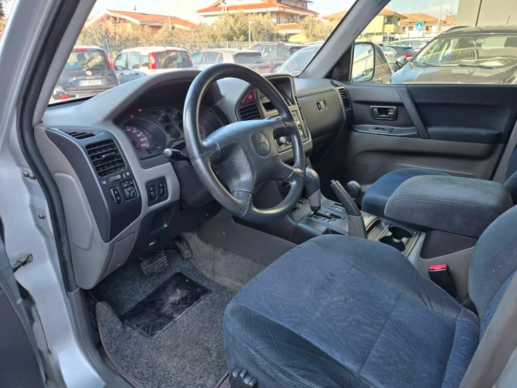 Mitsubishi Pajero Pajero 3.2 tdi 16v di-d GLS-2 wagon auto