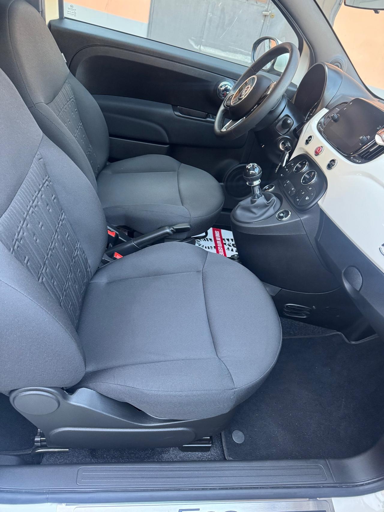 Fiat 500 1.0 Hybrid Red