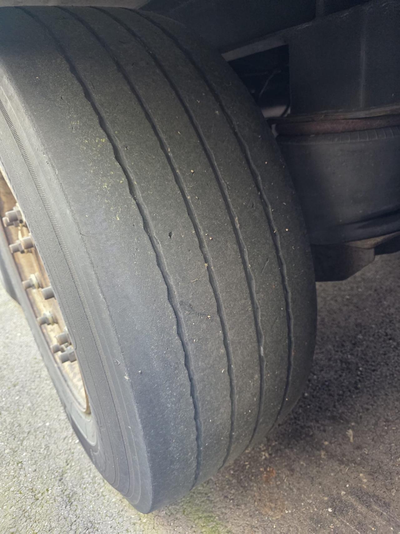 SEMIRIMORCHIO FRIGO LAMBERET 2015 (ATP FRC 05/2027)