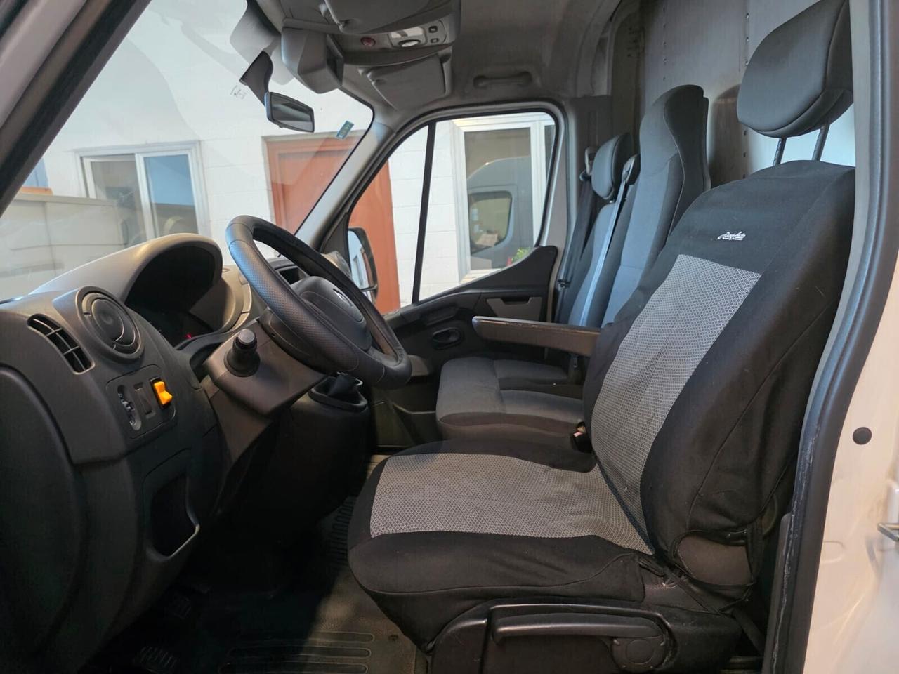 Renault Master neopatentati