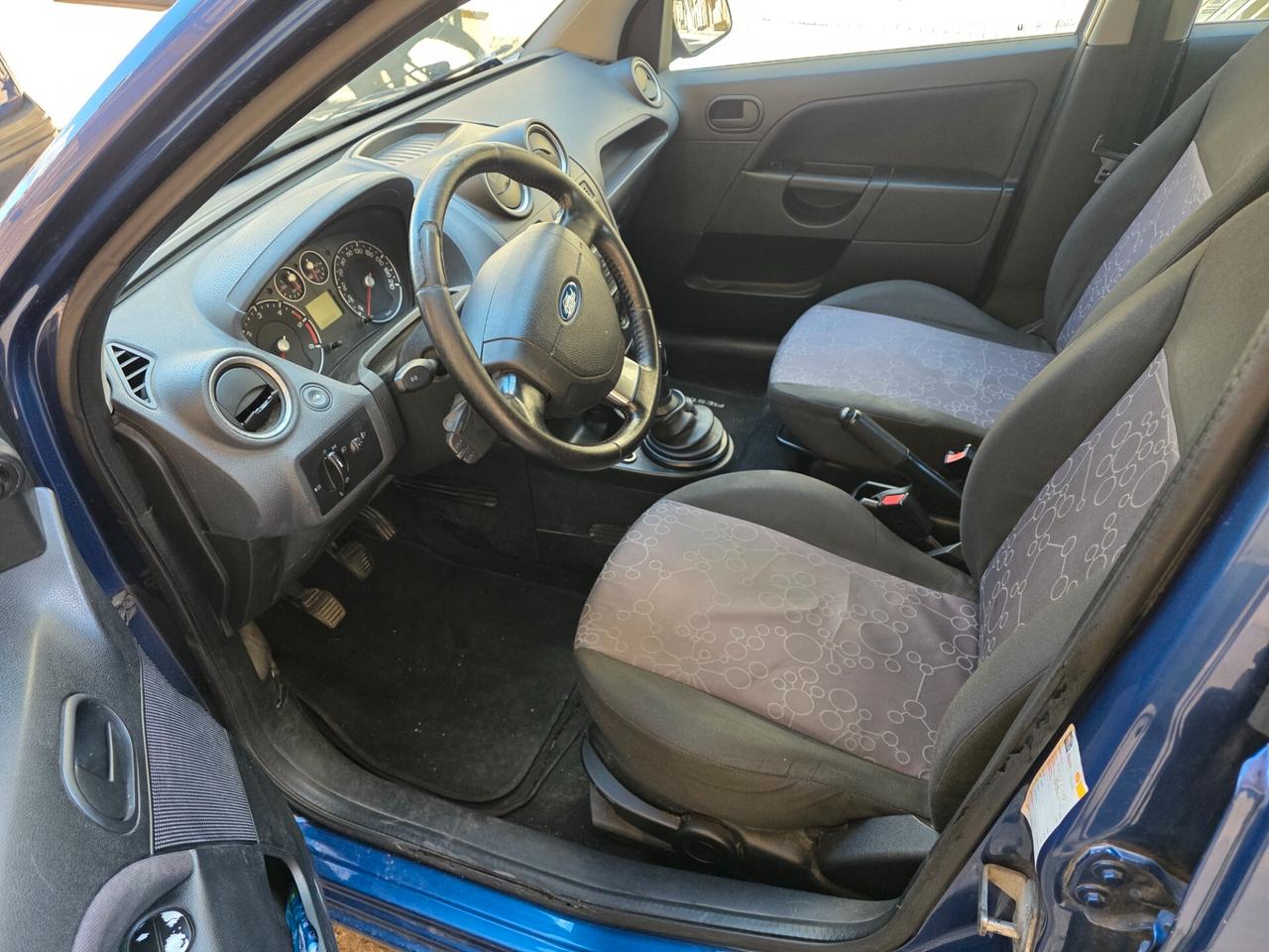 Ford Fiesta 1.4 TDCi 5p. Ghia
