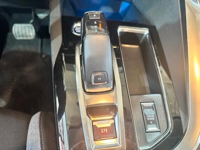 Peugeot 3008 BlueHDi 130 S&S EAT8 Active Business