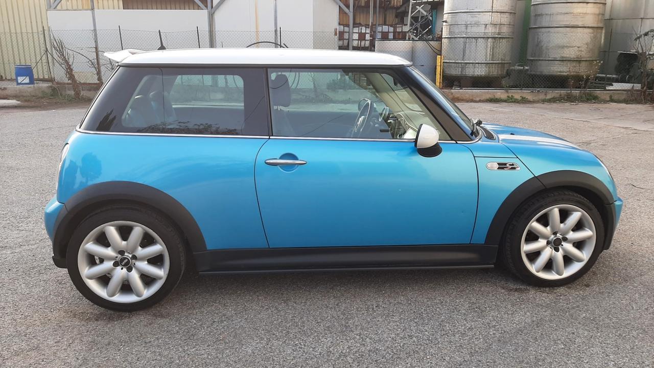 Mini Cooper S R53 2003