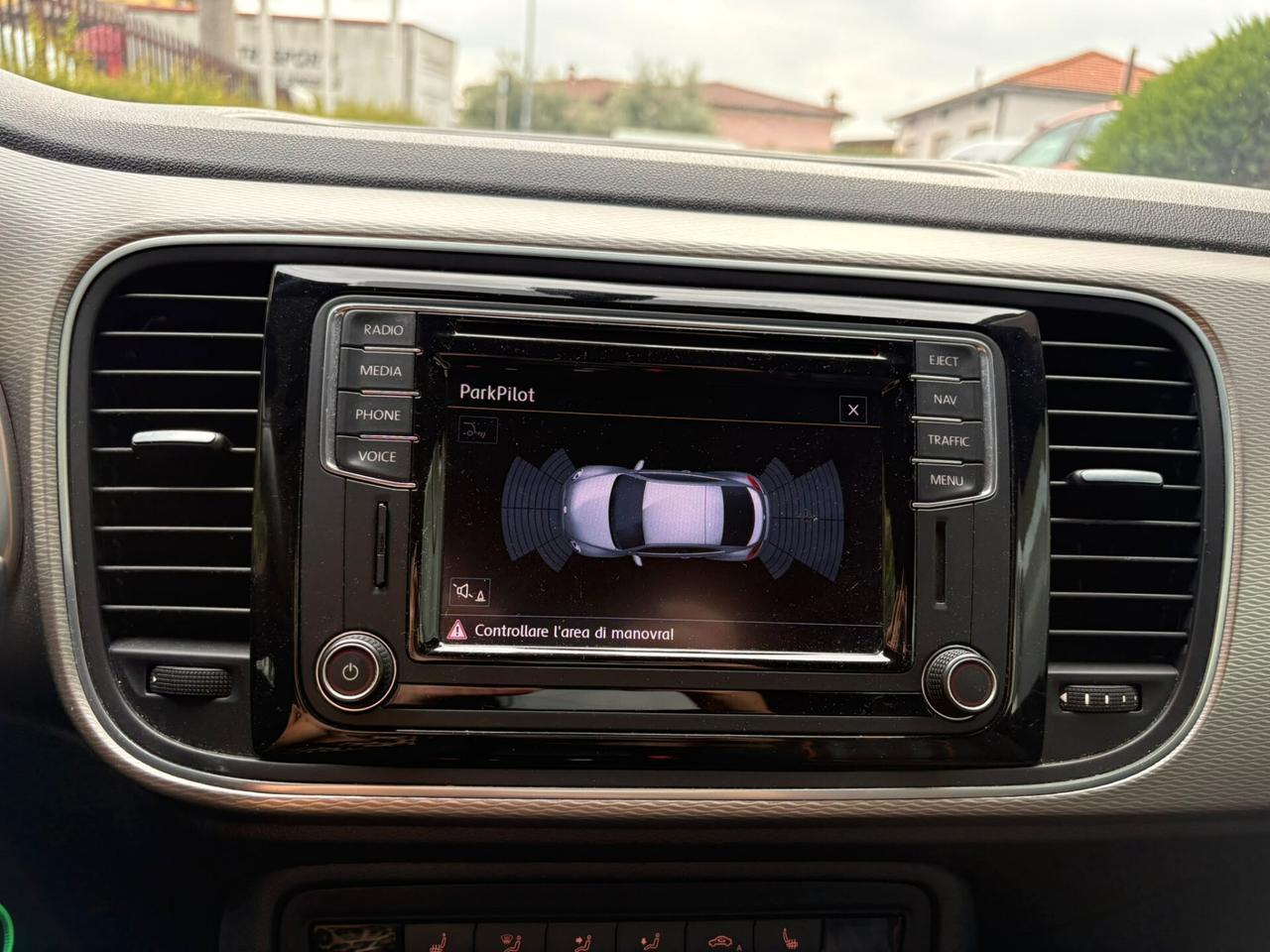 Volkswagen Maggiolino 1.2 TSI Club DSG NAVY TELECAMERA