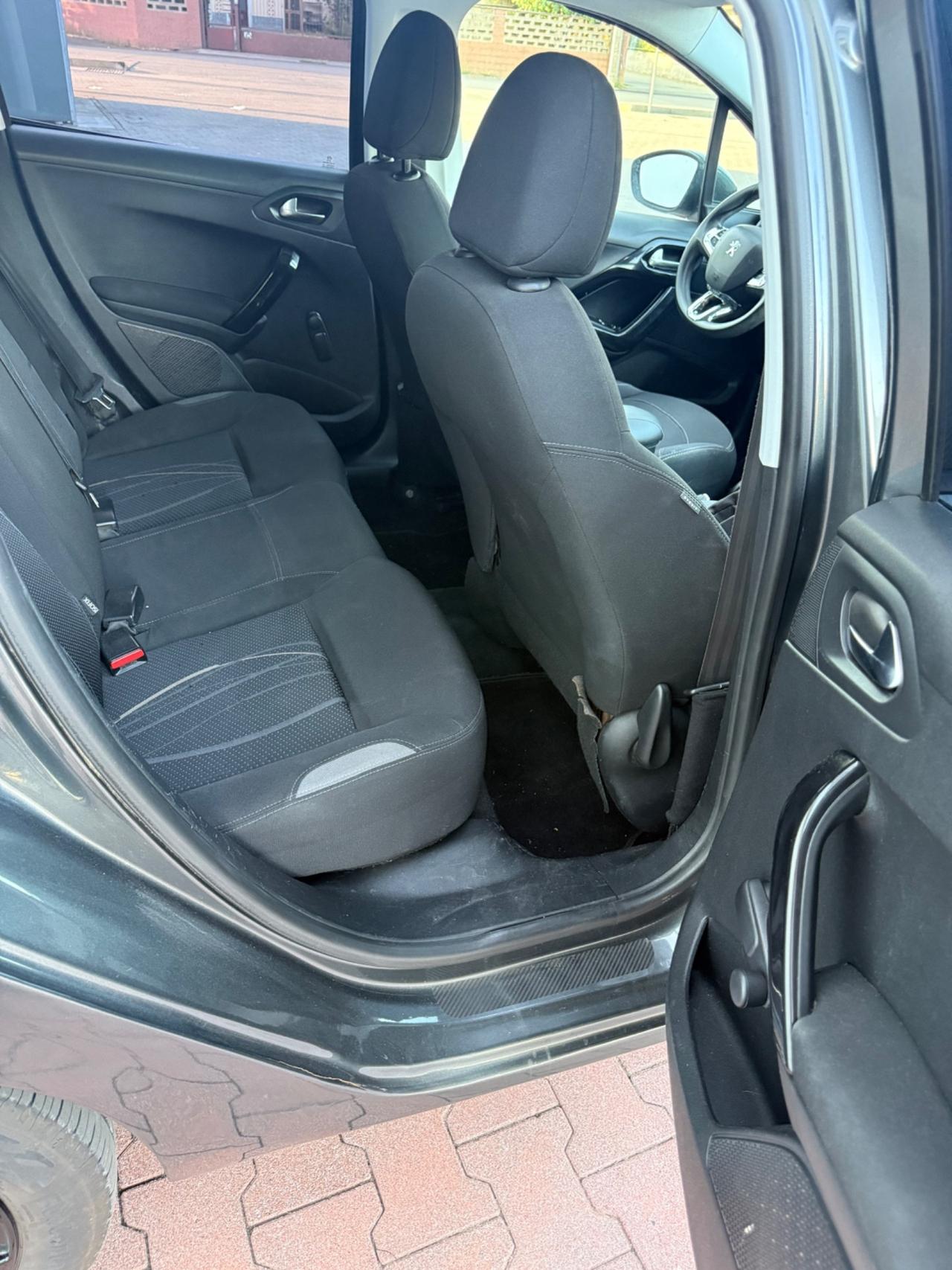 Peugeot 208 1.4 VTi 95 CV 5p. Active