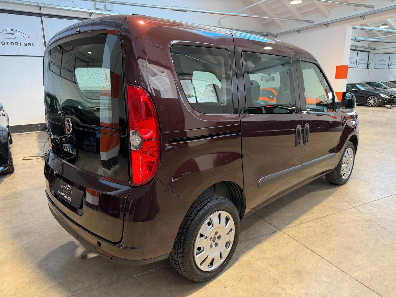 Fiat Doblo 1.4 16V CLIMA-AUTOVETTURA 5 POSTI